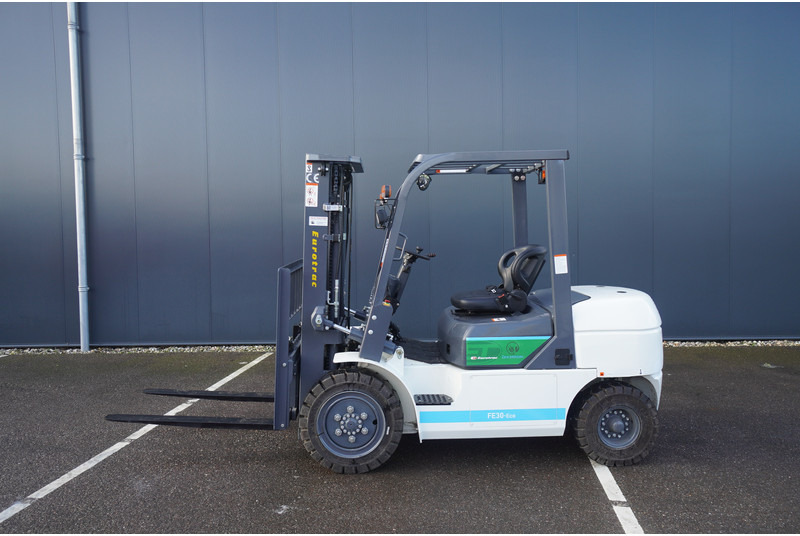 Eurotrac FE 30 ECO ELECTRIC FORKLIFT - Maquinaria de construcción: foto 1 Eurotrac FE 30 ECO ELECTRIC FORKLIFT - Maquinaria de construcción: foto 1