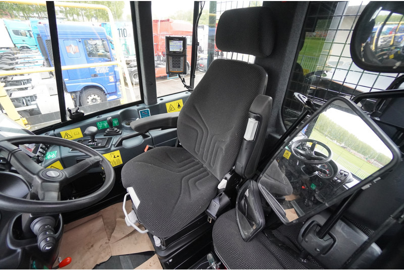 Rokbak TEREX RA 40 6X6 NEW 23 m3 - Maquinaria de construcción: foto 4 Rokbak TEREX RA 40 6X6 NEW 23 m3 - Maquinaria de construcción: foto 4