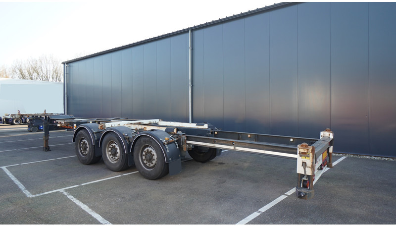 Renders 3 AXLE EXTENDABLE CONTAINER TRANSPORT TRAILER - Semirremolque portacontenedore/ Intercambiable: foto 4 Renders 3 AXLE EXTENDABLE CONTAINER TRANSPORT TRAILER - Semirremolque portacontenedore/ Intercambiable: foto 4