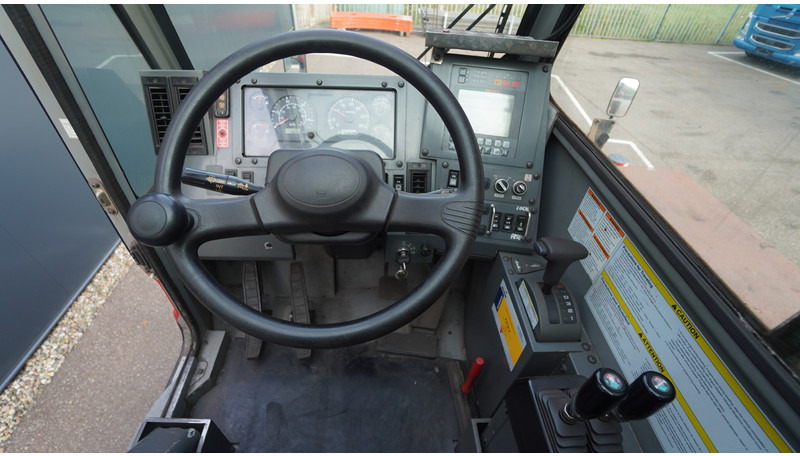 Tadano-Faun GR-300EX WITH JIB 4X4X4 ROUGH TERRAIN CRANE - Camión grúa: foto 5 Tadano-Faun GR-300EX WITH JIB 4X4X4 ROUGH TERRAIN CRANE - Camión grúa: foto 5