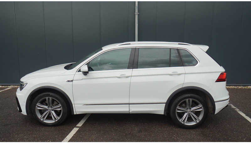 Volkswagen Tiguan 2.0 TDI R LINE 4MOTION - Minibús, Furgoneta de pasajeros: foto 1 Volkswagen Tiguan 2.0 TDI R LINE 4MOTION - Minibús, Furgoneta de pasajeros: foto 1