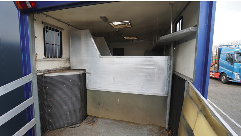 Leasing de Volvo FL 6-9 HORSE TRANSPORT 341.000KM MANUAL GEARBOX Volvo FL 6-9 HORSE TRANSPORT 341.000KM MANUAL GEARBOX: foto 9 Leasing de Volvo FL 6-9 HORSE TRANSPORT 341.000KM MANUAL GEARBOX Volvo FL 6-9 HORSE TRANSPORT 341.000KM MANUAL GEARBOX: foto 9