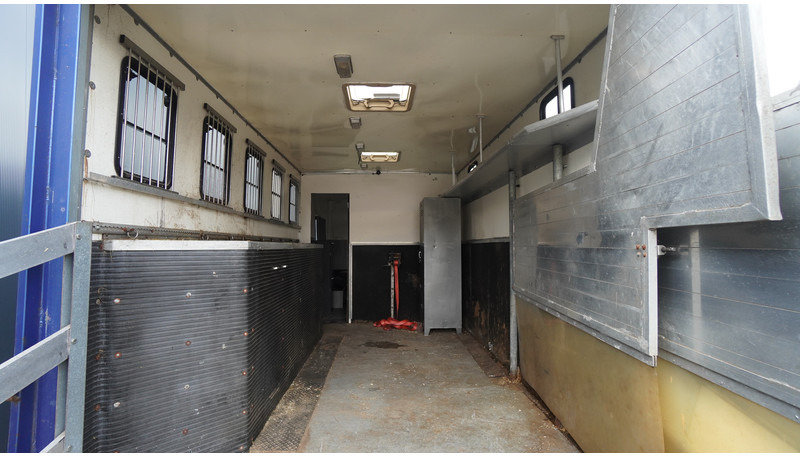 Leasing de Volvo FL 6-9 HORSE TRANSPORT 341.000KM MANUAL GEARBOX Volvo FL 6-9 HORSE TRANSPORT 341.000KM MANUAL GEARBOX: foto 7 Leasing de Volvo FL 6-9 HORSE TRANSPORT 341.000KM MANUAL GEARBOX Volvo FL 6-9 HORSE TRANSPORT 341.000KM MANUAL GEARBOX: foto 7