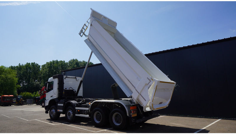 Volvo NEW FMX 460 8X6 TIPPER EURO 6 - Camión volquete: foto 3 Volvo NEW FMX 460 8X6 TIPPER EURO 6 - Camión volquete: foto 3
