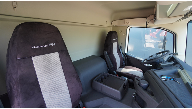 Volvo NEW FMX 460 8X6 TIPPER EURO 6 - Camión volquete: foto 5 Volvo NEW FMX 460 8X6 TIPPER EURO 6 - Camión volquete: foto 5