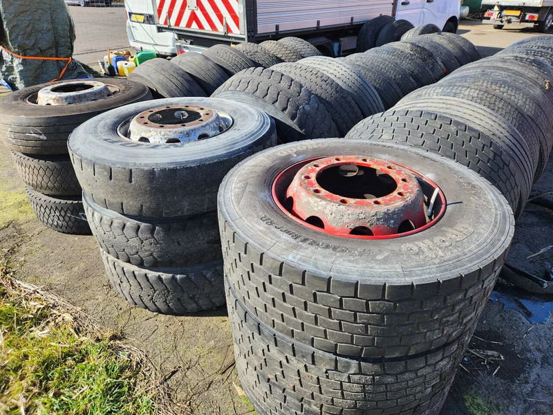 Tyres 18X 315-70/80/295x 22.5 INC RIMS, MUST GO - Neumático para Camión: foto 3 Tyres 18X 315-70/80/295x 22.5 INC RIMS, MUST GO - Neumático para Camión: foto 3