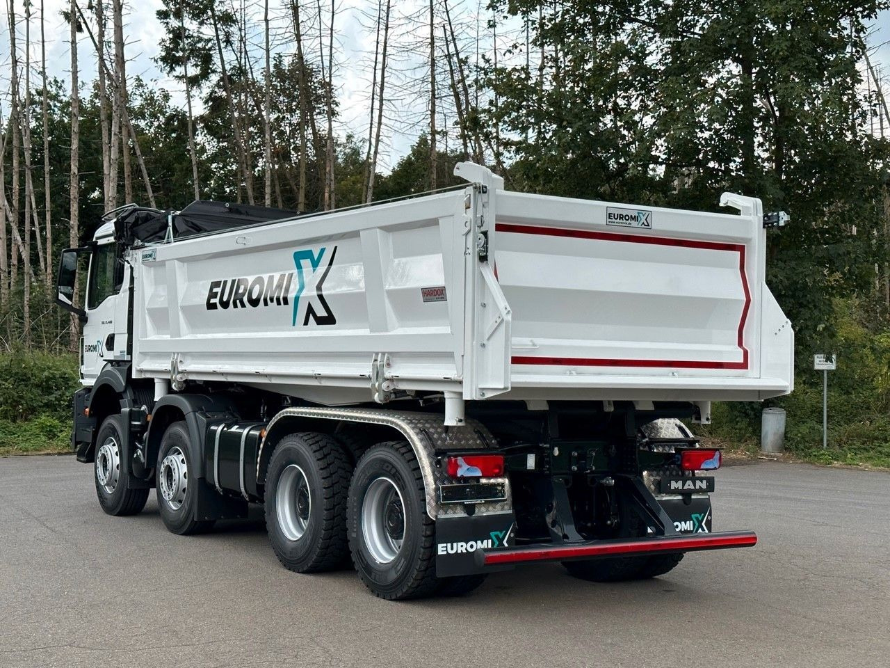 MAN TGS 35.480 8x4 EuromixMTP 3-Seiten-Kipper - Camión volquete: foto 3 MAN TGS 35.480 8x4 EuromixMTP 3-Seiten-Kipper - Camión volquete: foto 3