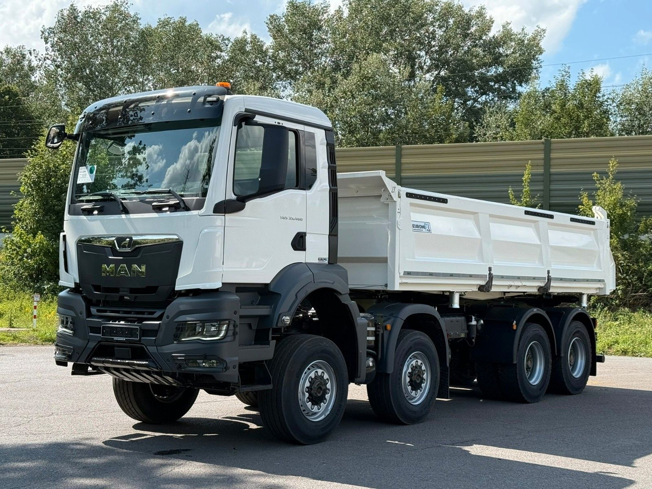 MAN TGS 35.480 8x6 EuromixMTP 3-Seiten-Kipper - Camión volquete: foto 1 MAN TGS 35.480 8x6 EuromixMTP 3-Seiten-Kipper - Camión volquete: foto 1