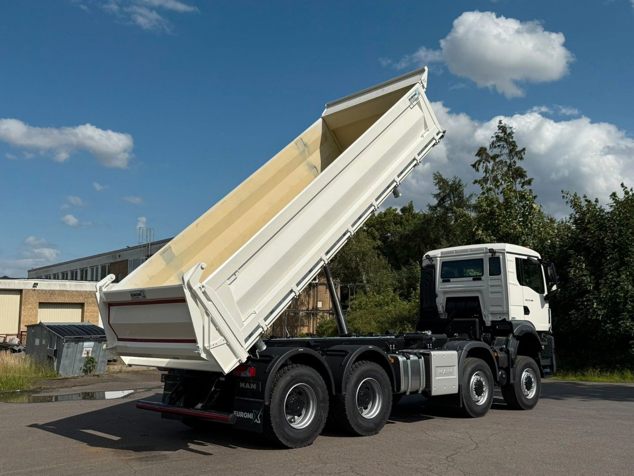 MAN TGS 35.480 8x8 EuromixMTP 3-Seiten-Kipper - Camión volquete: foto 5 MAN TGS 35.480 8x8 EuromixMTP 3-Seiten-Kipper - Camión volquete: foto 5