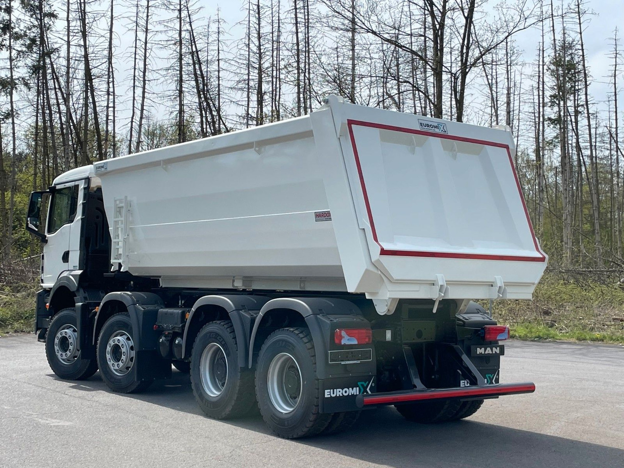 MAN TGS 41.400 8x4 / EUROMIX MTP 20m³/ EURO2 Kipper - Camión volquete: foto 5 MAN TGS 41.400 8x4 / EUROMIX MTP 20m³/ EURO2 Kipper - Camión volquete: foto 5