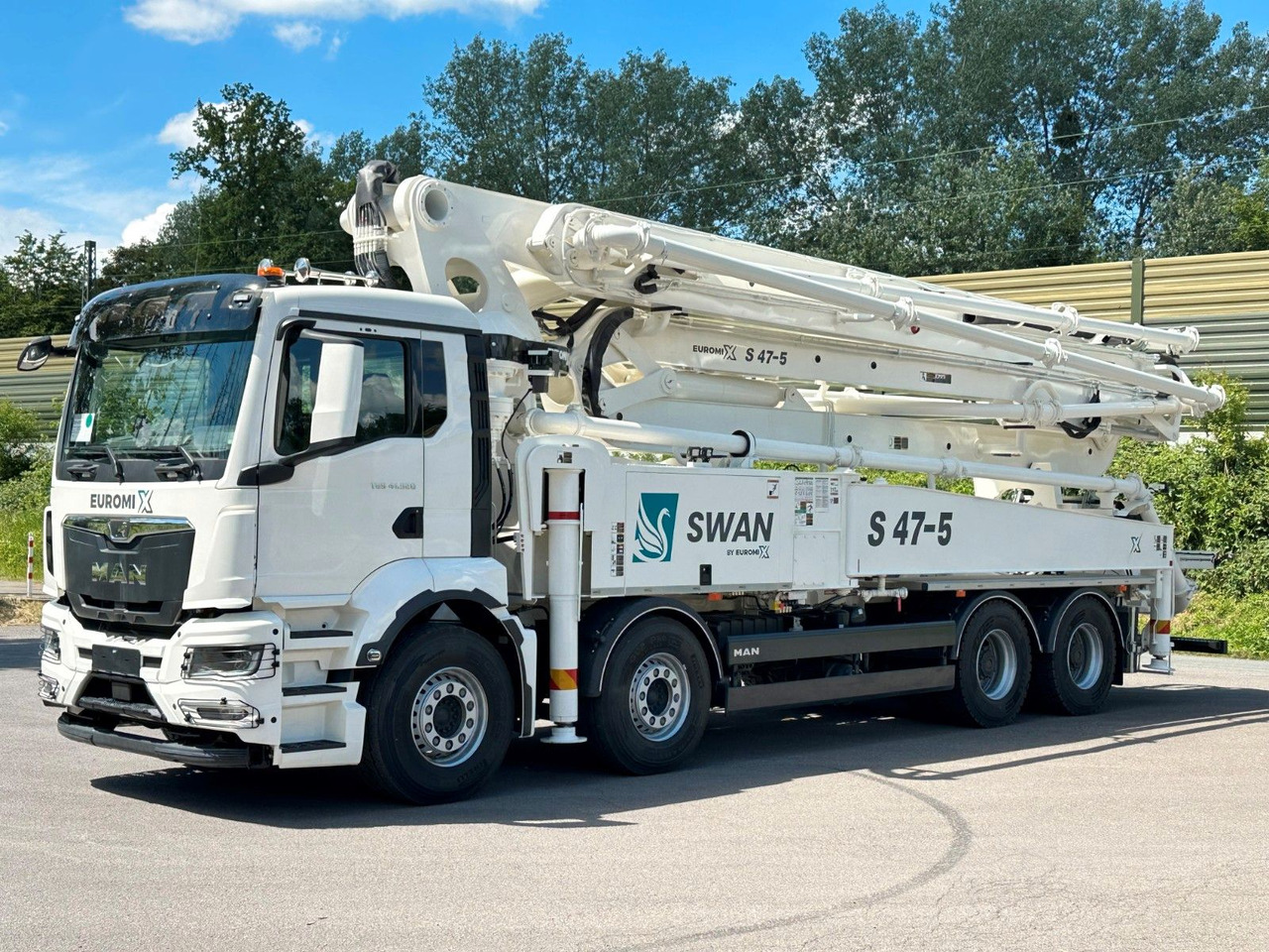 MAN TGS 41.520 8x4 SWAN TSP 47-5 160RZ ( 47m ) - Bomba de hormigón: foto 2 MAN TGS 41.520 8x4 SWAN TSP 47-5 160RZ ( 47m ) - Bomba de hormigón: foto 2