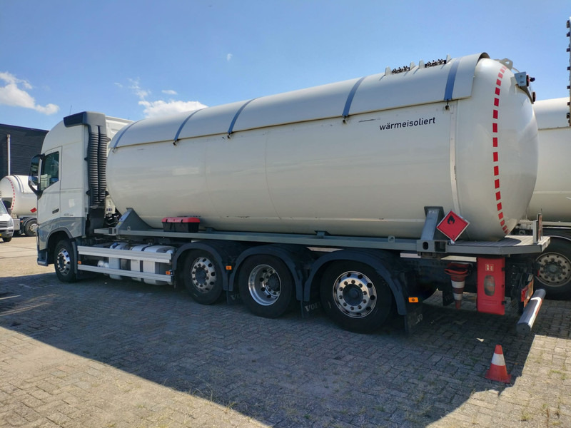 Volvo FH 420 8x2-4 -32791 L Gas tank truck -Gas, Gaz, LPG, GPL, Propane, Butane tank, Gastank ID 2.169 Eurotank, flowmeter, pump - Camión cisterna: foto 2 Volvo FH 420 8x2-4 -32791 L Gas tank truck -Gas, Gaz, LPG, GPL, Propane, Butane tank, Gastank ID 2.169 Eurotank, flowmeter, pump - Camión cisterna: foto 2