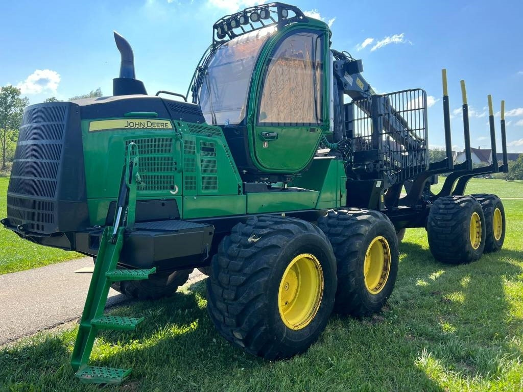 John Deere 1510 G - Autocargador: foto 1 John Deere 1510 G - Autocargador: foto 1