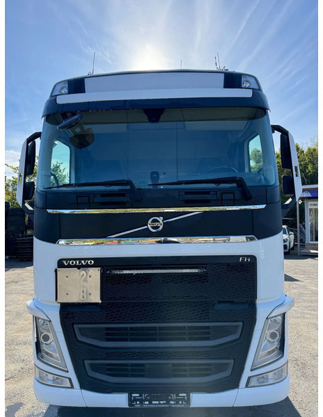 Volvo FH 540 Chassi (former Tank-truck), ADR, Hydraulics, FR: 2020 - Camión chasis: foto 2 Volvo FH 540 Chassi (former Tank-truck), ADR, Hydraulics, FR: 2020 - Camión chasis: foto 2