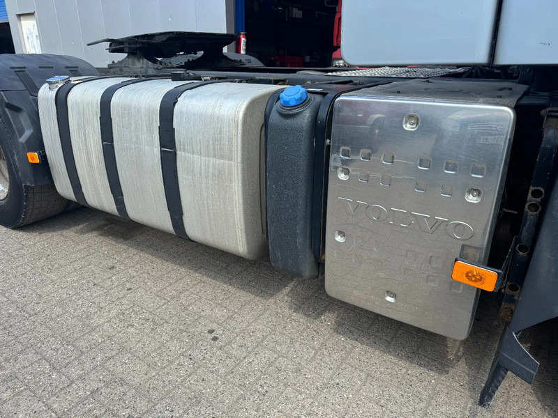 Volvo FH 460 **EURO 5-ISHIFT-SPOILERS** - Cabeza tractora: foto 4 Volvo FH 460 **EURO 5-ISHIFT-SPOILERS** - Cabeza tractora: foto 4
