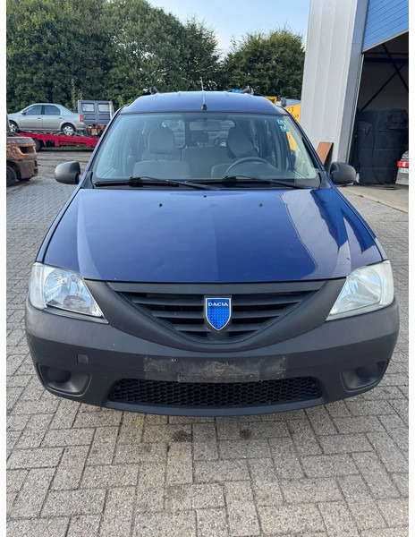 Dacia Logan **EURO 4** - Coche: foto 2 Dacia Logan **EURO 4** - Coche: foto 2