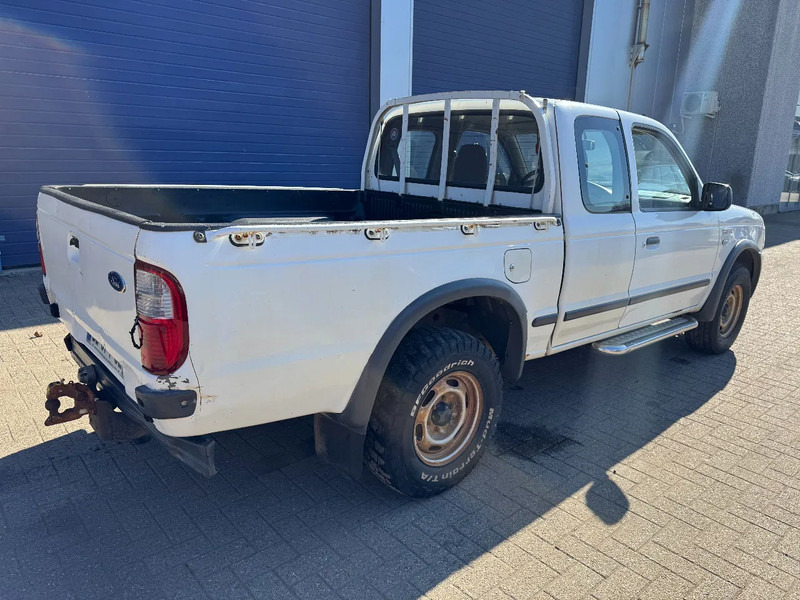 Ford Ranger **DIESEL-AIRCO** - Coche: foto 4 Ford Ranger **DIESEL-AIRCO** - Coche: foto 4