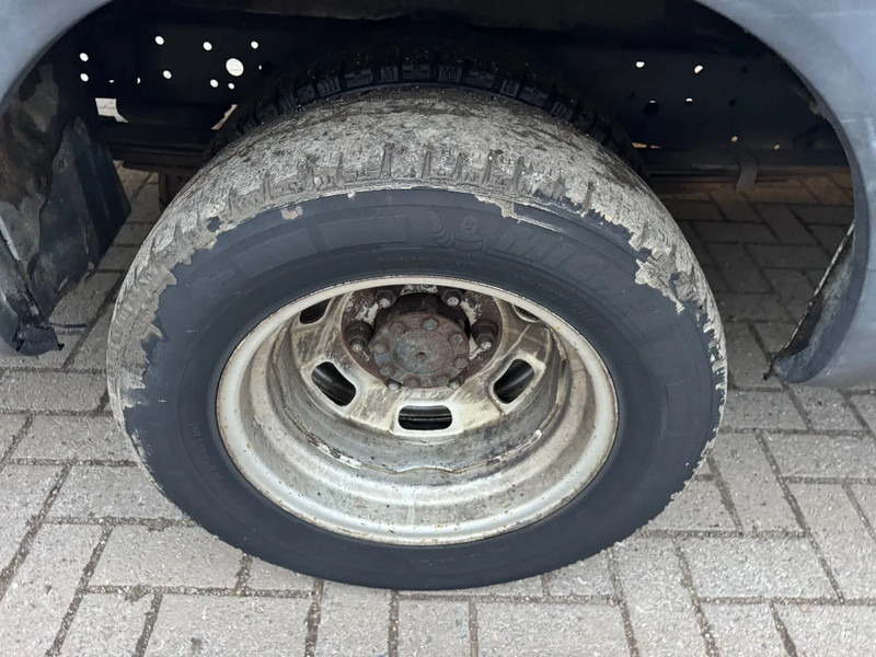 Iveco Daily **35C15-EURO 5-MOTOR 3.0** - Furgón: foto 4 Iveco Daily **35C15-EURO 5-MOTOR 3.0** - Furgón: foto 4