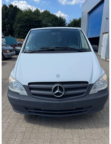 Mercedes-Benz Vito **110CDI-EURO 5** - Furgoneta pequeña: foto 2 Mercedes-Benz Vito **110CDI-EURO 5** - Furgoneta pequeña: foto 2
