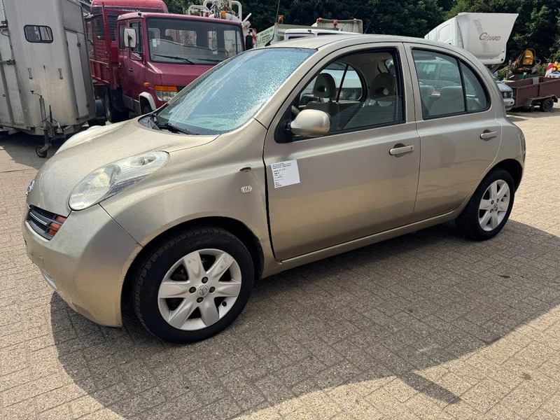 Nissan Micra **PETROL-ESSENCE-AIRCO** - Sedan: foto 3 Nissan Micra **PETROL-ESSENCE-AIRCO** - Sedan: foto 3