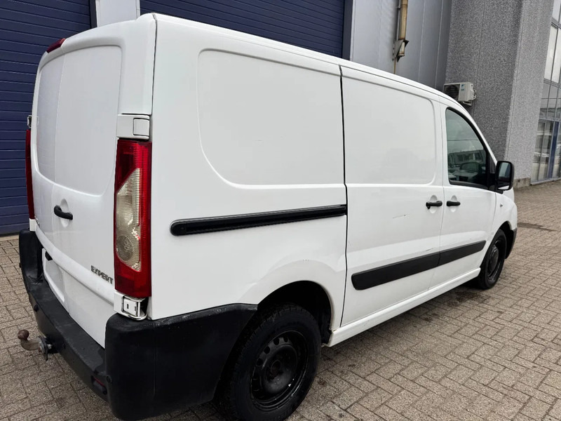 Peugeot Expert **1560CC-EURO 4-AC** - Furgoneta pequeña: foto 4 Peugeot Expert **1560CC-EURO 4-AC** - Furgoneta pequeña: foto 4
