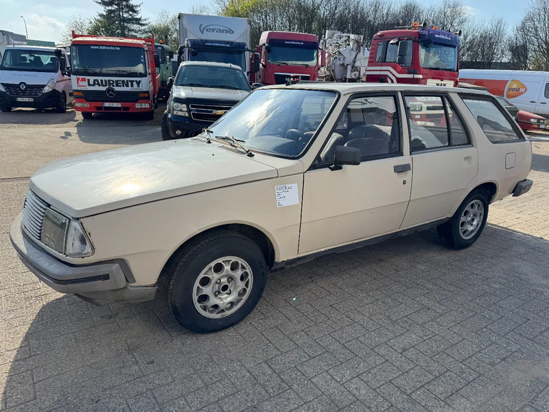 Renault 18 **ESSENCE-PETROL** - Coche familiar: foto 1 Renault 18 **ESSENCE-PETROL** - Coche familiar: foto 1