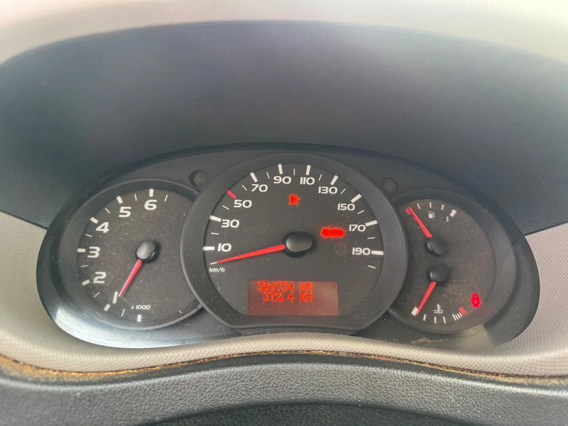 Furgoneta basculante Renault Master **EURO 5-2300DCI**: foto 19 Furgoneta basculante Renault Master **EURO 5-2300DCI**: foto 19