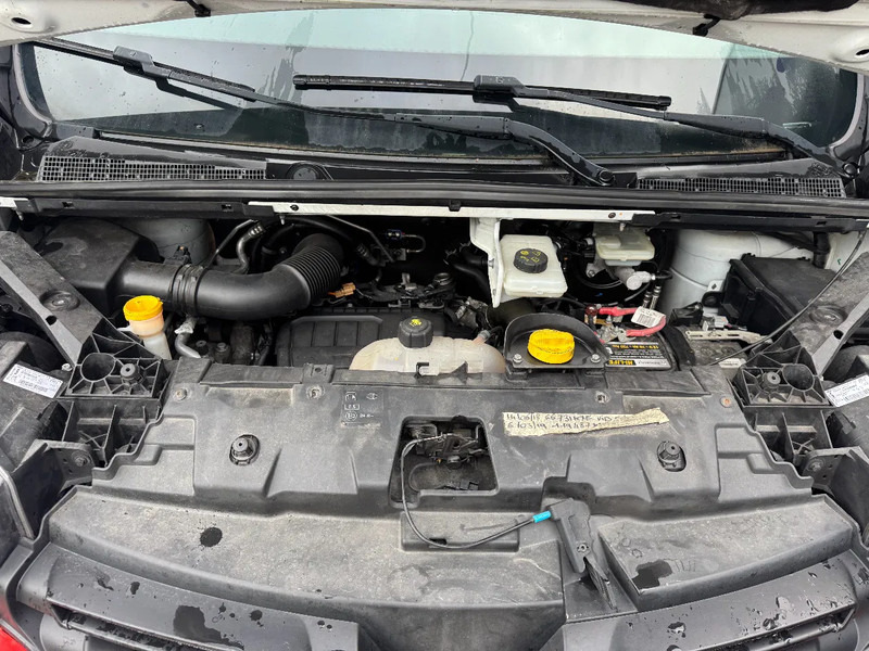 Ambulancia Renault Trafic **AMBULANCE-EURO 5-AC-DCI120**: foto 19 Ambulancia Renault Trafic **AMBULANCE-EURO 5-AC-DCI120**: foto 19