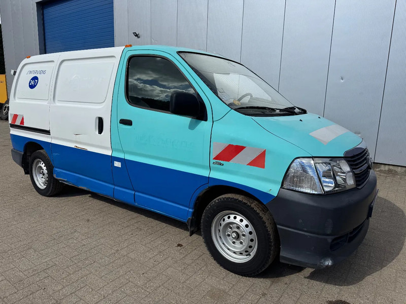 Toyota HiAce **DIESEL D4D** - Furgoneta pequeña: foto 3 Toyota HiAce **DIESEL D4D** - Furgoneta pequeña: foto 3