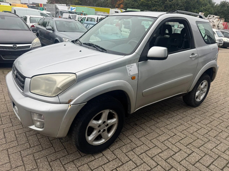 Toyota RAV4 **PETROL-AIRCO** - Coche: foto 1 Toyota RAV4 **PETROL-AIRCO** - Coche: foto 1
