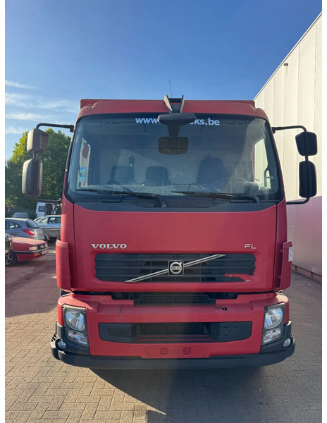 Volvo FL 240 **EURO 4-MANUAL GEAR-BELGIAN TRUCK** - Camión caja cerrada: foto 2 Volvo FL 240 **EURO 4-MANUAL GEAR-BELGIAN TRUCK** - Camión caja cerrada: foto 2