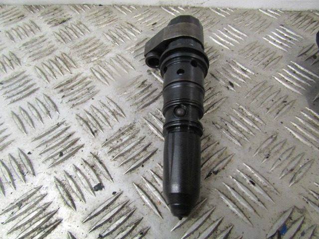 Cummins E14 INJECTORS (6) PART NO 3077718 - Procesamiento de combustible para Camión: foto 2 Cummins E14 INJECTORS (6) PART NO 3077718 - Procesamiento de combustible para Camión: foto 2