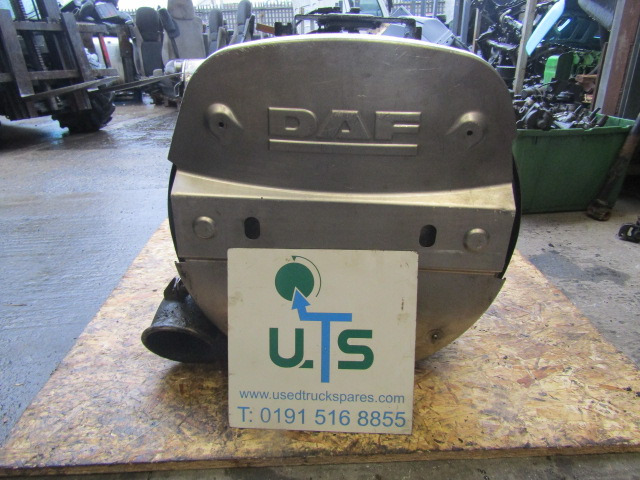 DAF XF 105 EXHAUST DPF/CAT EURO 5 SPEC P/NO 1747245 - Silenciador/ Sistema de escape para Camión: foto 1 DAF XF 105 EXHAUST DPF/CAT EURO 5 SPEC P/NO 1747245 - Silenciador/ Sistema de escape para Camión: foto 1