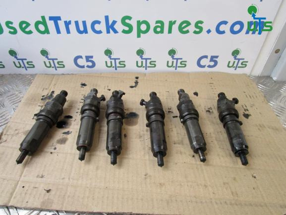 MERCEDES 1820 (366Ti) BOSCH INJECTORS P/NO 74544461 - Procesamiento de combustible para Camión: foto 1 MERCEDES 1820 (366Ti) BOSCH INJECTORS P/NO 74544461 - Procesamiento de combustible para Camión: foto 1