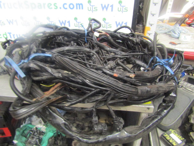 MERCEDES AXOR 1829 EURO 5 OM906 FULL CHASSIS / ENGINE WIRING HARNESS - Motor y piezas para Camión: foto 1 MERCEDES AXOR 1829 EURO 5 OM906 FULL CHASSIS / ENGINE WIRING HARNESS - Motor y piezas para Camión: foto 1