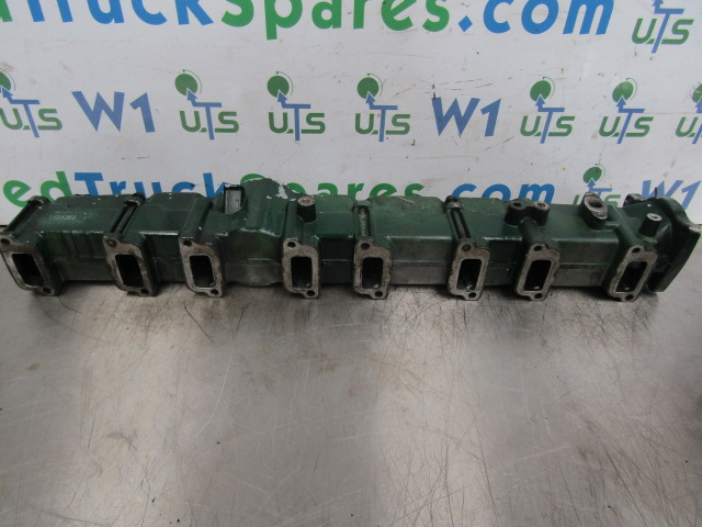 SCANIA 144/164 V8 INLET MANIFOLD P/NO 1454384/4560 - Motor y piezas para Camión: foto 1 SCANIA 144/164 V8 INLET MANIFOLD P/NO 1454384/4560 - Motor y piezas para Camión: foto 1