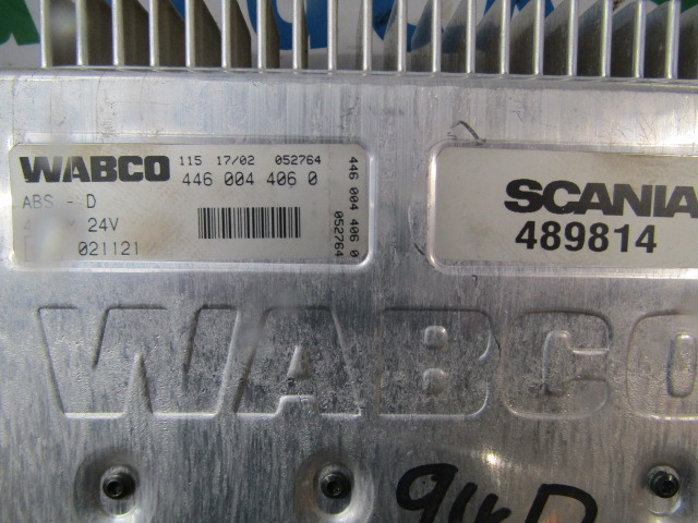 SCANIA P94 ABS ECU WABCO P/NO 4460044060 / SCANIA 489814 - Unidad de control para Camión: foto 2 SCANIA P94 ABS ECU WABCO P/NO 4460044060 / SCANIA 489814 - Unidad de control para Camión: foto 2
