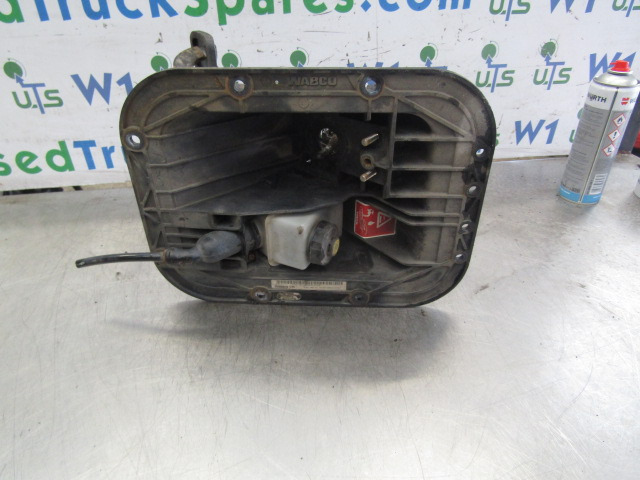 VOLVO FE BRAKE AND CLUTCH PEDAL BOX WABCO P/NO 7421194142 - Piezas de freno para Camión: foto 1 VOLVO FE BRAKE AND CLUTCH PEDAL BOX WABCO P/NO 7421194142 - Piezas de freno para Camión: foto 1