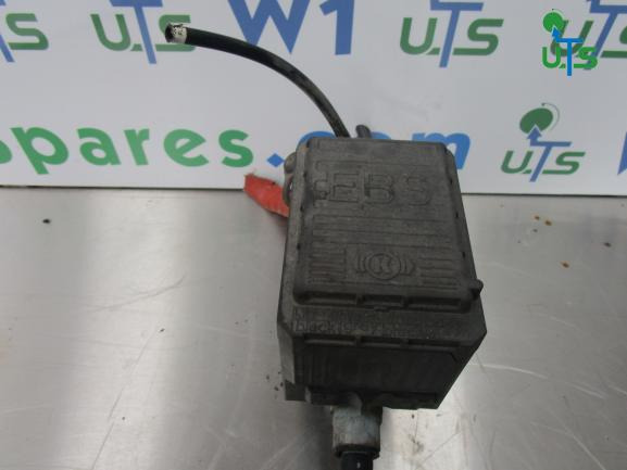 VOLVO FE EBS MODULATOR P/NO 21122034 - Piezas de freno para Camión: foto 1 VOLVO FE EBS MODULATOR P/NO 21122034 - Piezas de freno para Camión: foto 1
