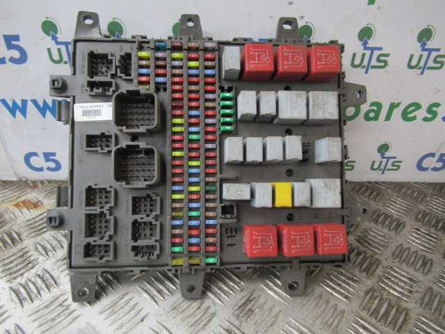 VOLVO FE FUSEBOARD COMPLETE P/NO 518849401 - Sistema eléctrico para Camión: foto 1 VOLVO FE FUSEBOARD COMPLETE P/NO 518849401 - Sistema eléctrico para Camión: foto 1