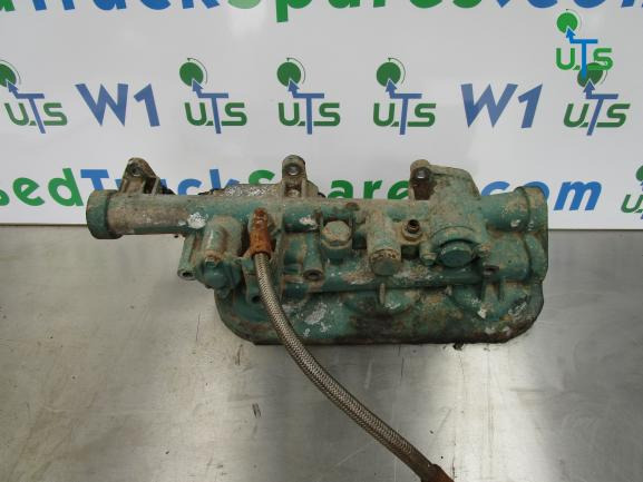 VOLVO FH/FM D12D OIL FILTER HOUSING P/NO 20463826 - Motor y piezas para Camión: foto 1 VOLVO FH/FM D12D OIL FILTER HOUSING P/NO 20463826 - Motor y piezas para Camión: foto 1