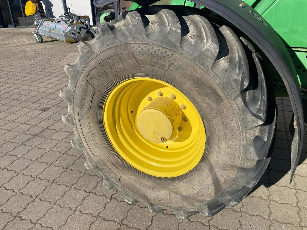 John Deere 6190R - Tractor: foto 3 John Deere 6190R - Tractor: foto 3