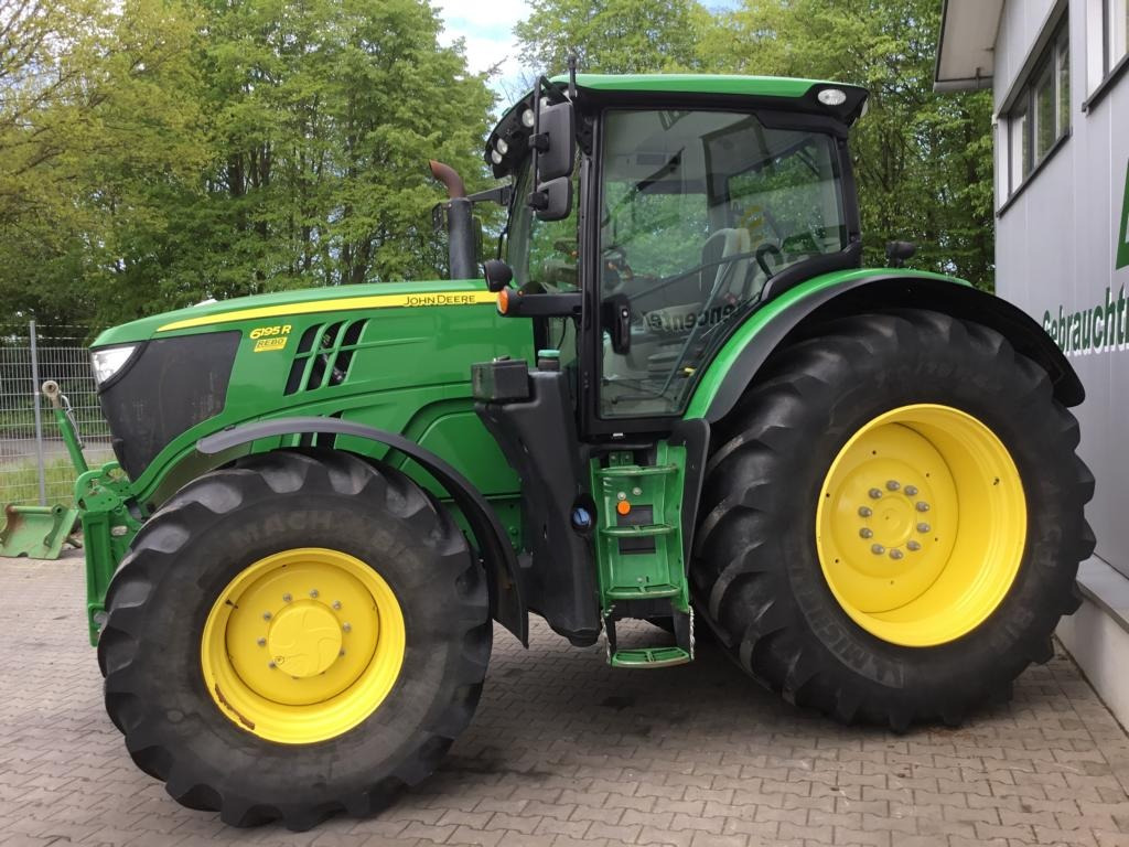 Tractor John Deere 6195R: foto 25