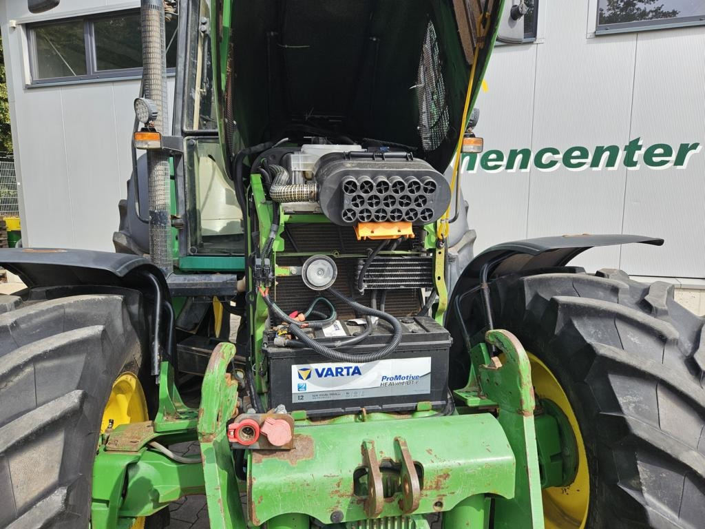 John Deere 6420S PREMIUM - Tractor: foto 3 John Deere 6420S PREMIUM - Tractor: foto 3
