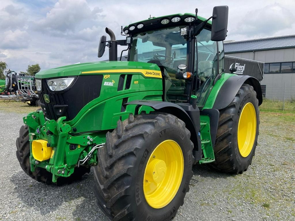 John Deere 6R185 - Tractor: foto 1 John Deere 6R185 - Tractor: foto 1
