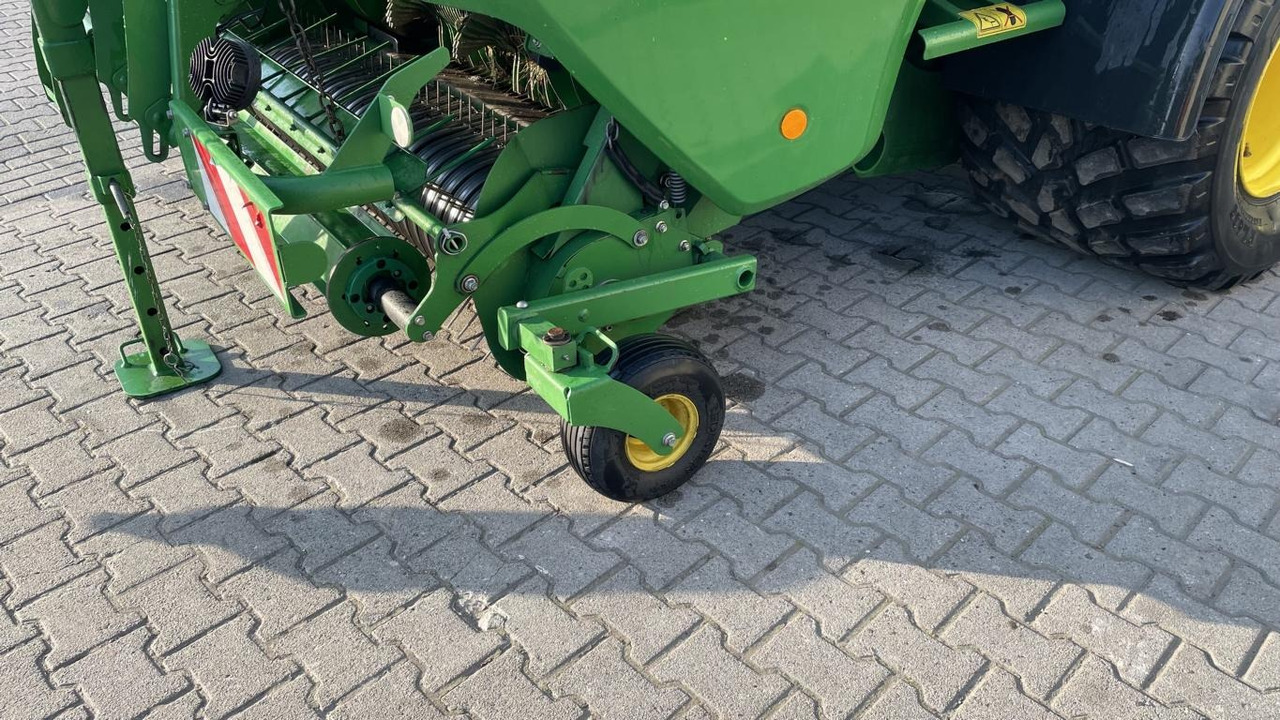 Maquinaria de henificación John Deere C441R: foto 25