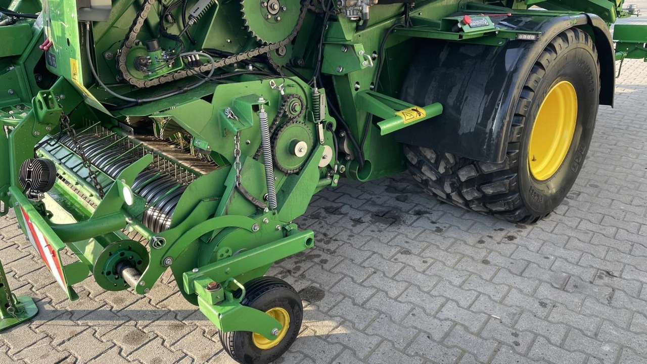 Maquinaria de henificación John Deere C441R: foto 16