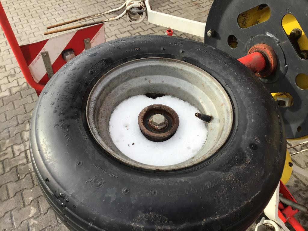 Pöttinger HIT 910 NZ - Henificadora: foto 4 Pöttinger HIT 910 NZ - Henificadora: foto 4