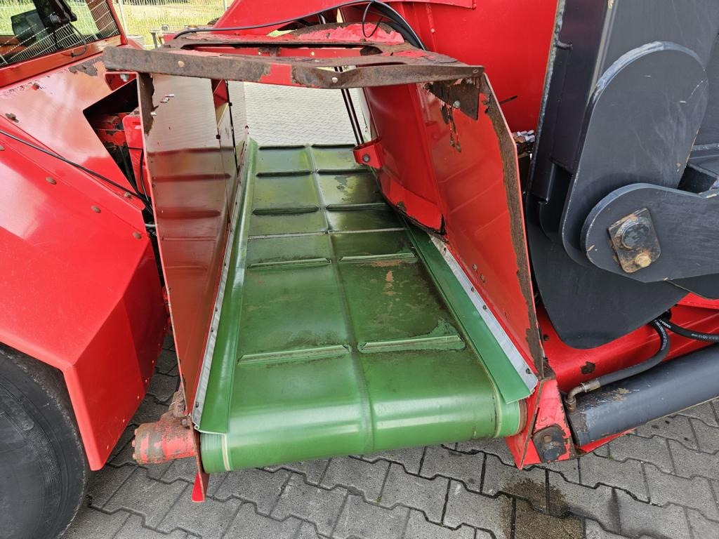 Desensiladora Trioliet SMART TRAC TS1-1200: foto 12 Desensiladora Trioliet SMART TRAC TS1-1200: foto 12