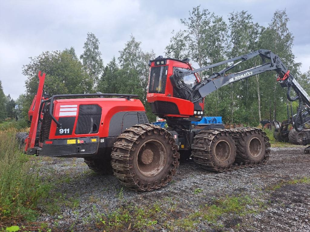 Komatsu 911 - Procesadora forestal: foto 3 Komatsu 911 - Procesadora forestal: foto 3